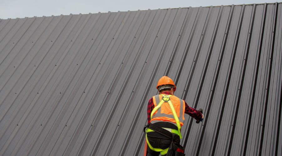 Professional metal roof installation services in Pullman, WA